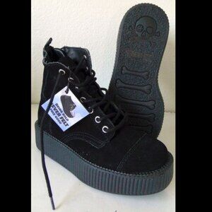 * * NWT - T.U.K. BLACK SUEDE CREEPERS * *